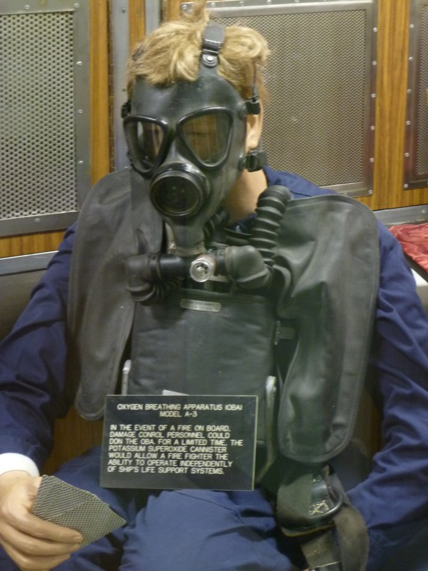 6 A3 Oxygen breathing apparatus